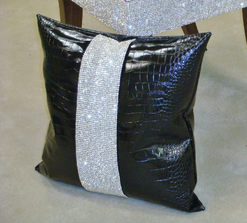 Travel Pillows for Long JourneysLuxury Throw Pillow, Belgravia Crock, Diamante Collection