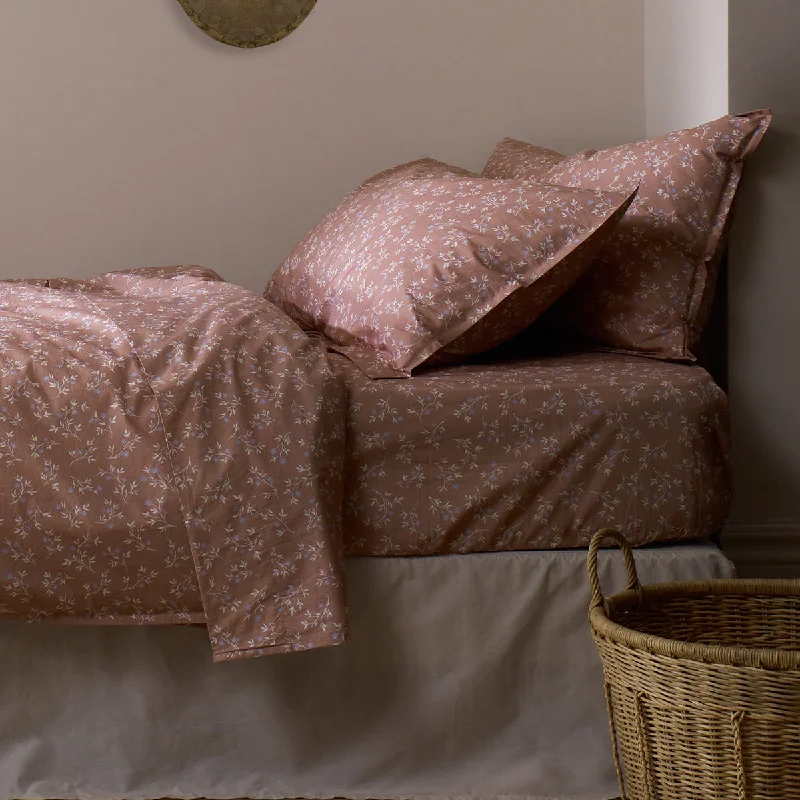 Jersey - Knit Sheets for a Comfortable and Casual BedChestnut Floral Cotton Flat Sheet