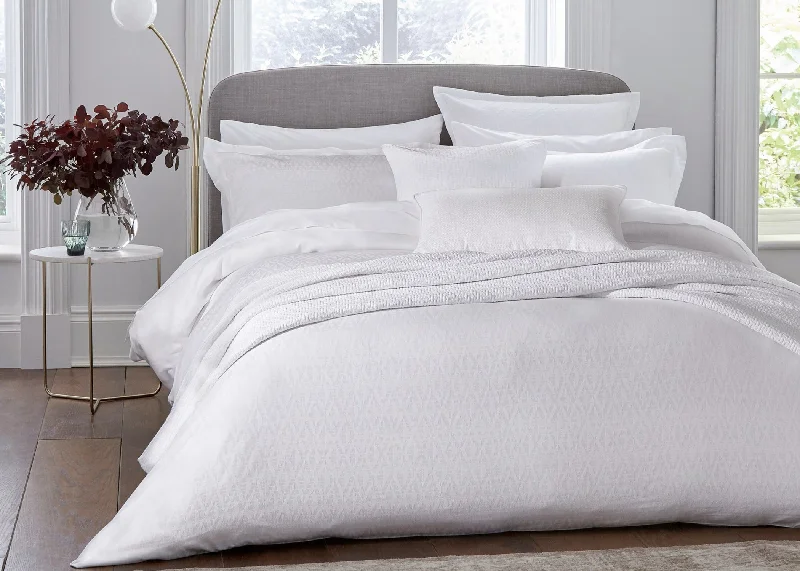 Minimalist - style duvet covers with clean lines and simple designsBedeck of Belfast "Kham" Duvet Cover and Pillowcase White