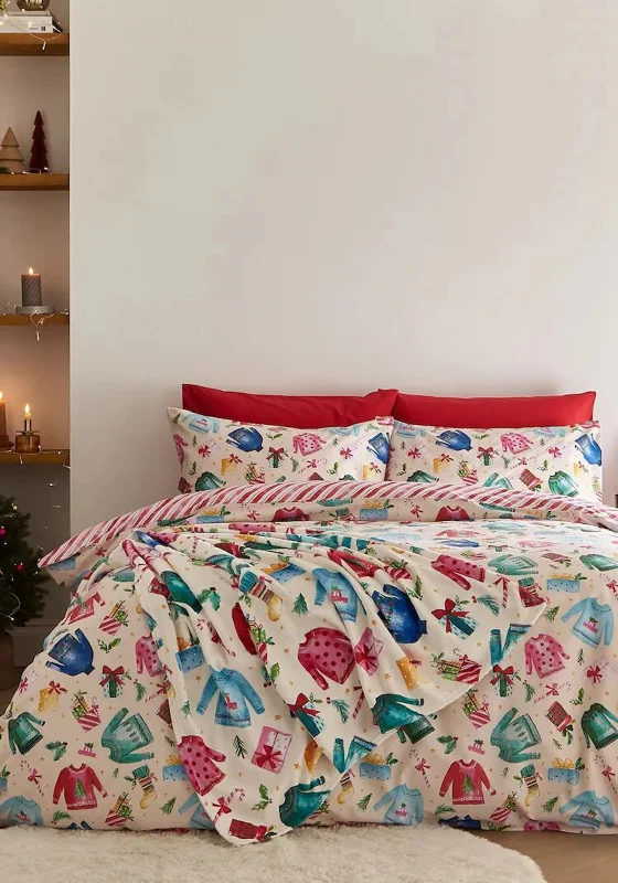 Duvet covers that work well with memory - foam mattresses for added comfortCatherine Lansfield Christmas Jolly Jumpers Duvet Cover Set, Cream