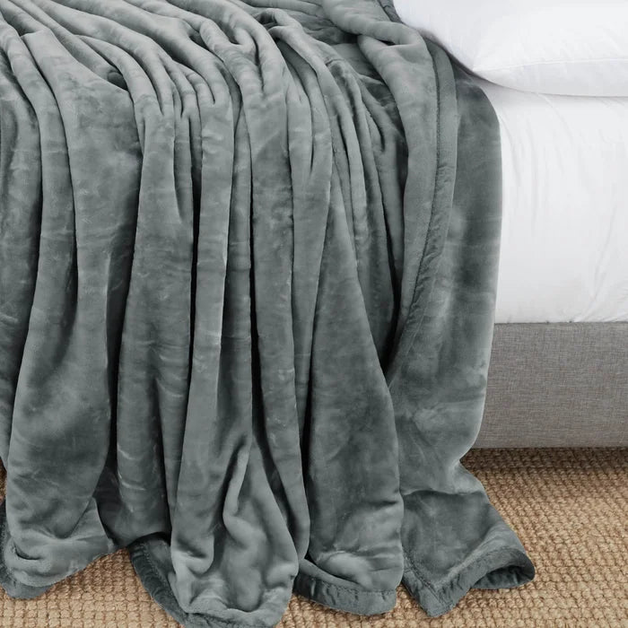 Cotton blankets for breathability and a lightweight feelMink Blanket - Grey