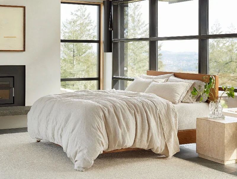 Duvet covers that work well with memory - foam mattresses for added comfortOrganic Relaxed Linen Duvet Cover