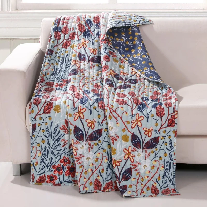 Recycled polyester blankets for an eco - conscious optionPerry Quilted Throw