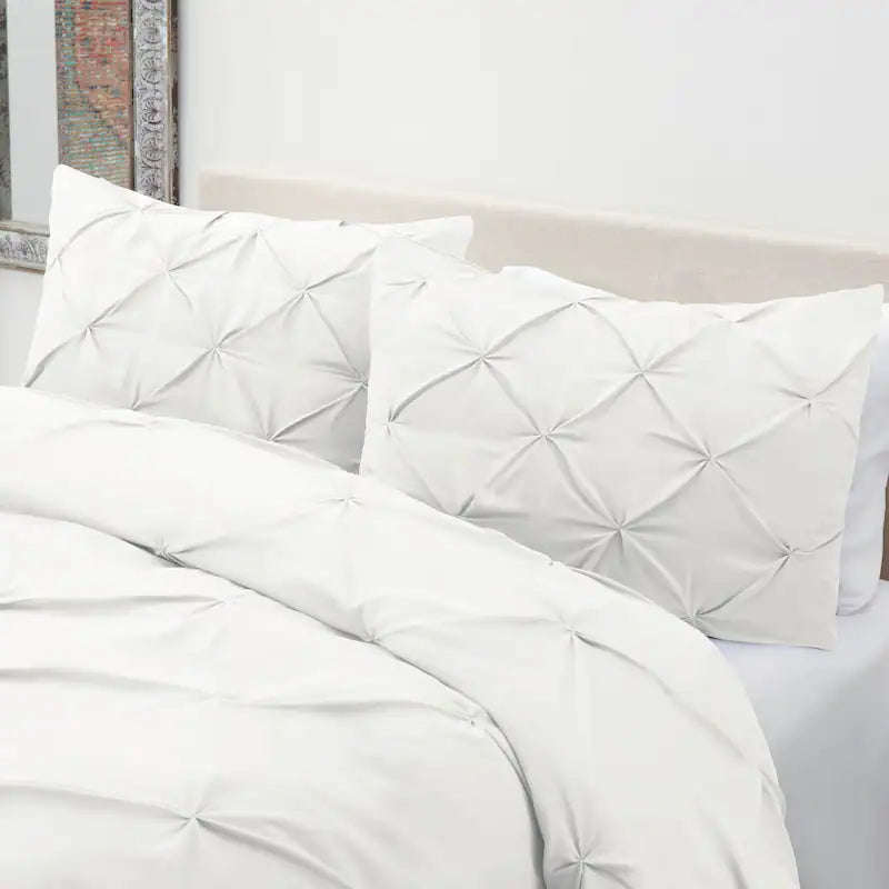 Hotel - quality duvet covers for a luxurious feel at homePintuck Duvet Cover - White