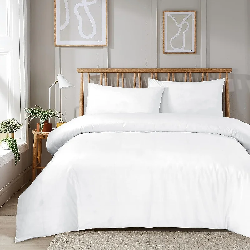 Guest - room duvet covers to make visitors feel welcome and comfortablePlain Dye Luxurious Super Soft Duvet Set with Zipper Closure Easy Care Bed Linen in Various Sizes and Colours by OLIVIA ROCCO