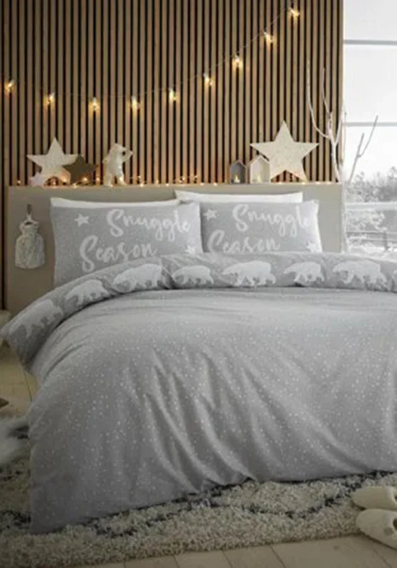 Oversized duvet covers that drape beautifully over the sides of the bed for a luxurious lookCatherine Lansfield Reversible Snuggle Polar Bears Duvet Set, Stone