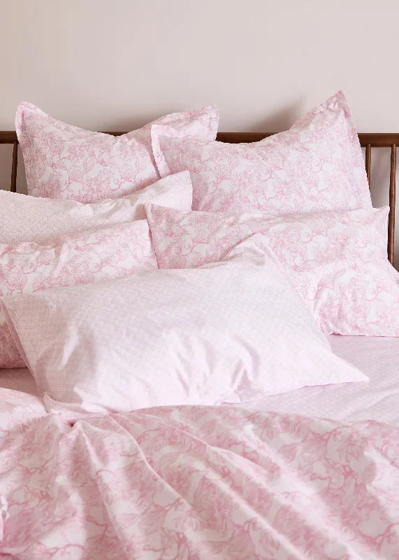 Mohair blankets with a unique sheen and softnessFoxford Pink Trellis Pillowcase Set