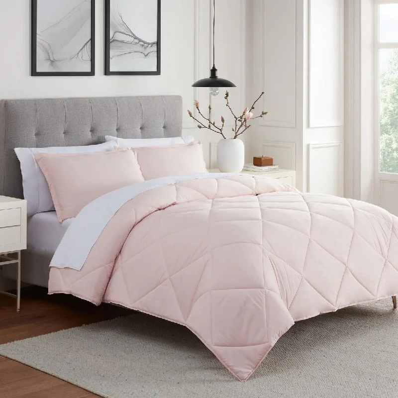 Latex - filled comforters with a bouncy texture and good supportEclipse Sleep Solutions Moore Cooling Comforter Set