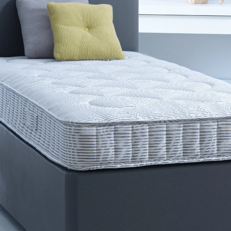 Hybrid mattresses combining foam and innerspring technologyFlorence Mattress