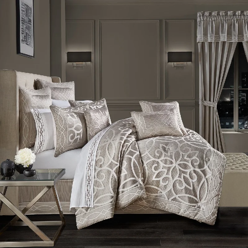 Cotton - filled comforters for a breathable and natural sleep experienceJ. Queen New York Deco Comforter Set