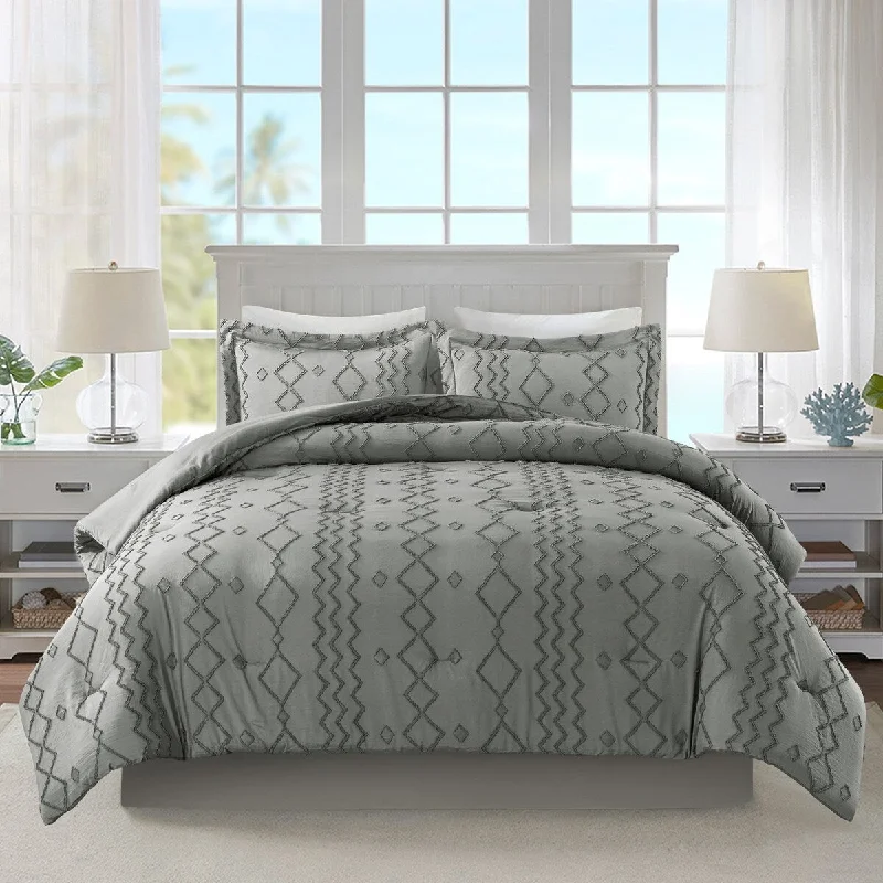 Latex - filled comforters with a bouncy texture and good supportLightweight Tufted Comforter Set Embroidery Geometric Comforter Sets for All Season