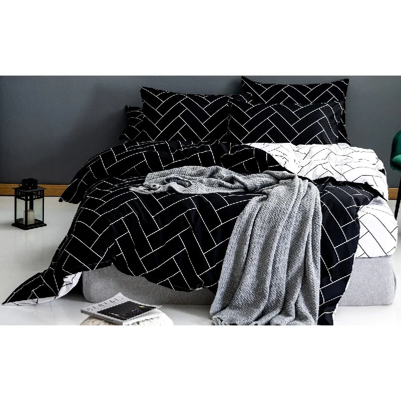 Duck down comforters with a softer feel and good warmth retentionPaolo 3 Pcs Microfiber Comforter Set