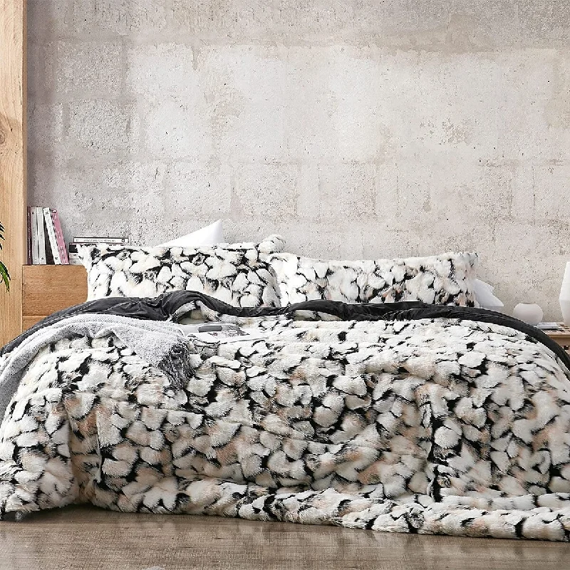 Queen - size comforters for standard queen - sized mattressesThat's What an Ocelot's Tummy Looks Like - Coma Inducer® Oversized Comforter Set with Black Reverse