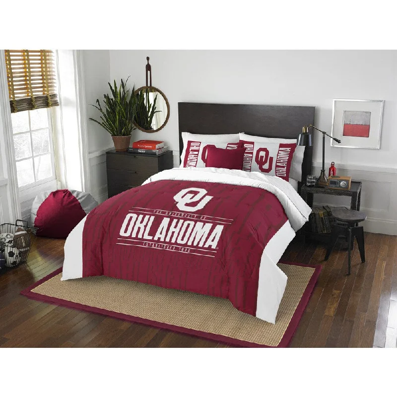 Duck down comforters with a softer feel and good warmth retentionThe Northwest Co Oklahoma Modern Take White and Red Polyester Full/Queen 3-piece Comforter Set